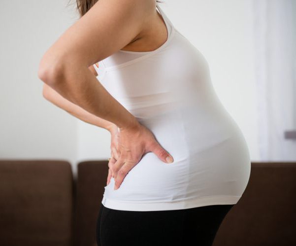 Почему повышаются лейкоциты в моче у беременных женщин